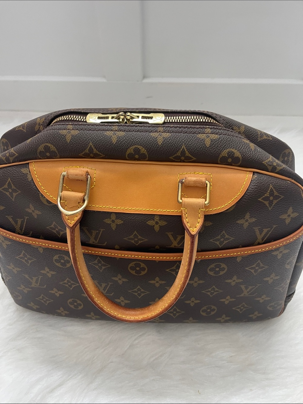 YLouis Vuitton Monogram Canvas Satchel with Tan Leather Trim vintage!!